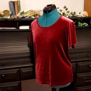 Jaclyn Smith Velvet top, size large, deep red